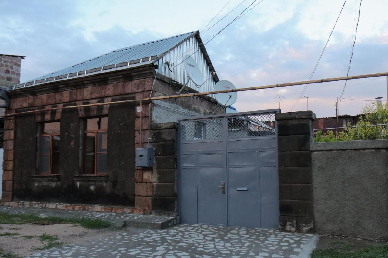 Vanand Guest House 기우므리 외부 사진